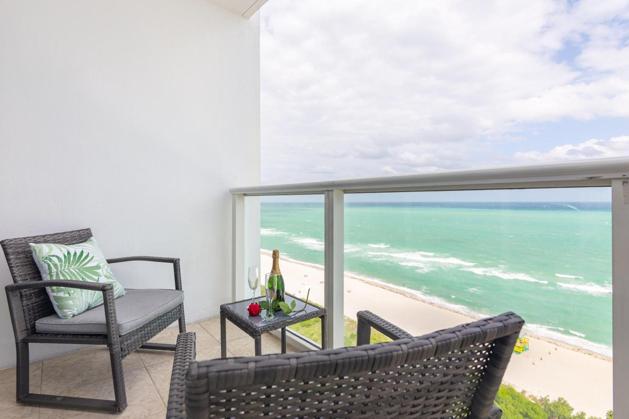 Girasole Rentals Suites Miami Beach Ngoại thất bức ảnh