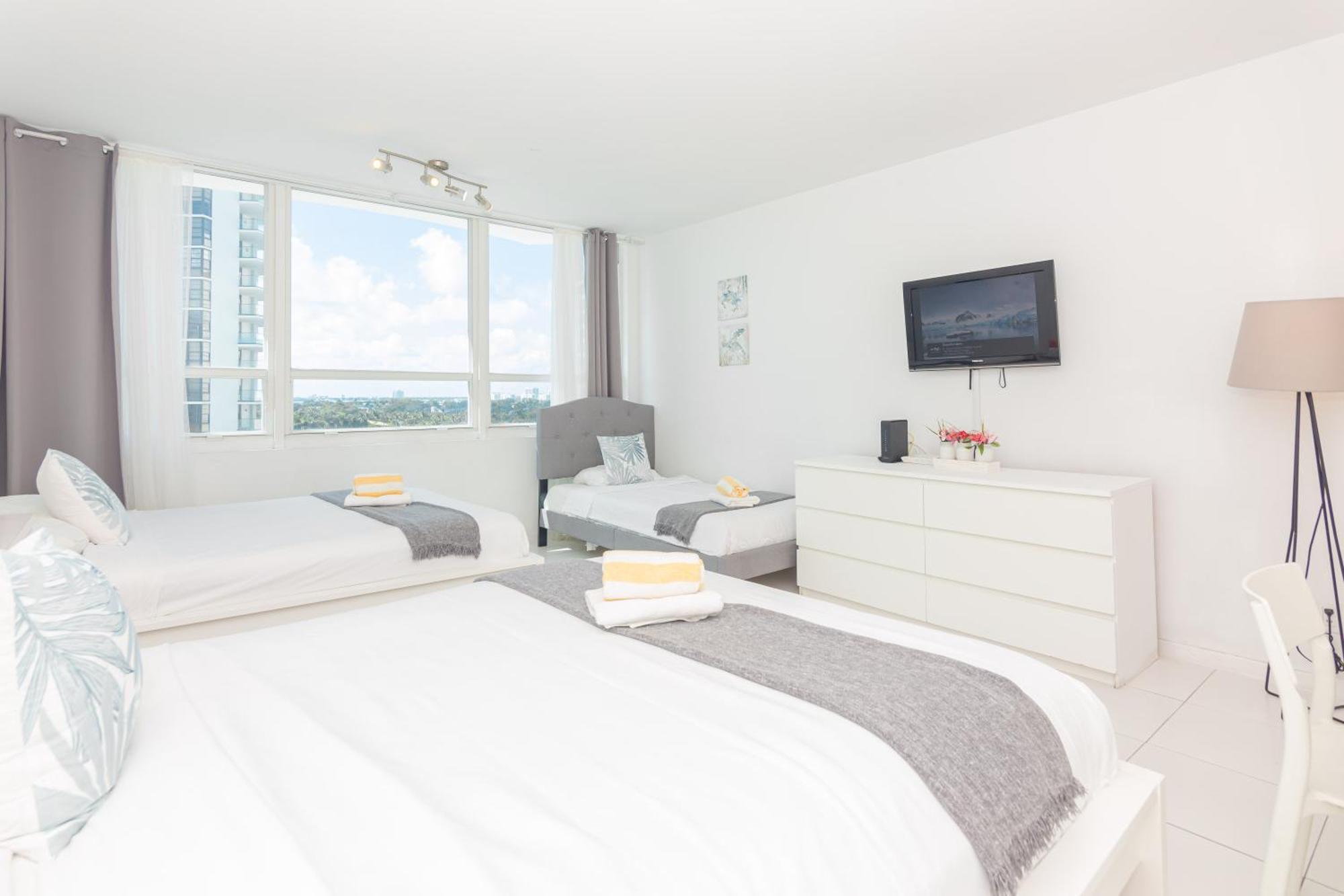 Girasole Rentals Suites Miami Beach Phòng bức ảnh